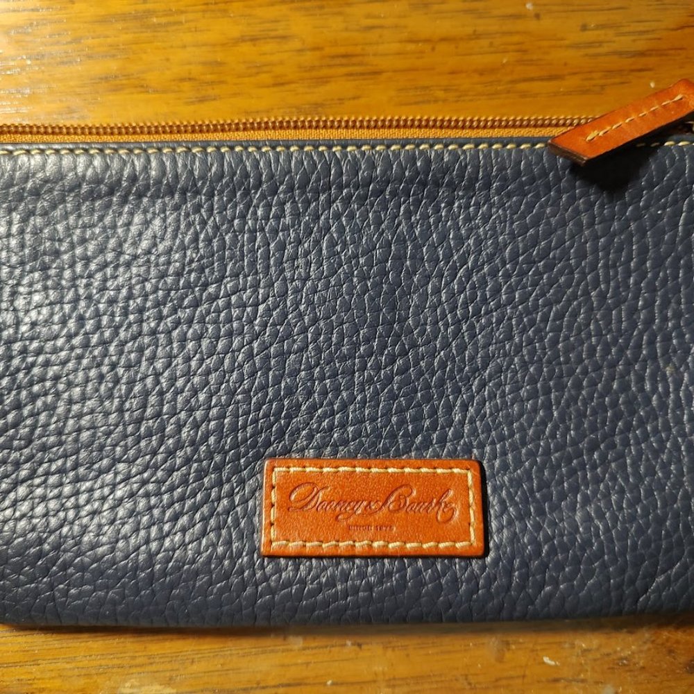 Dooney Bourke Pebble Leather Navy Zipper wallet NWOT